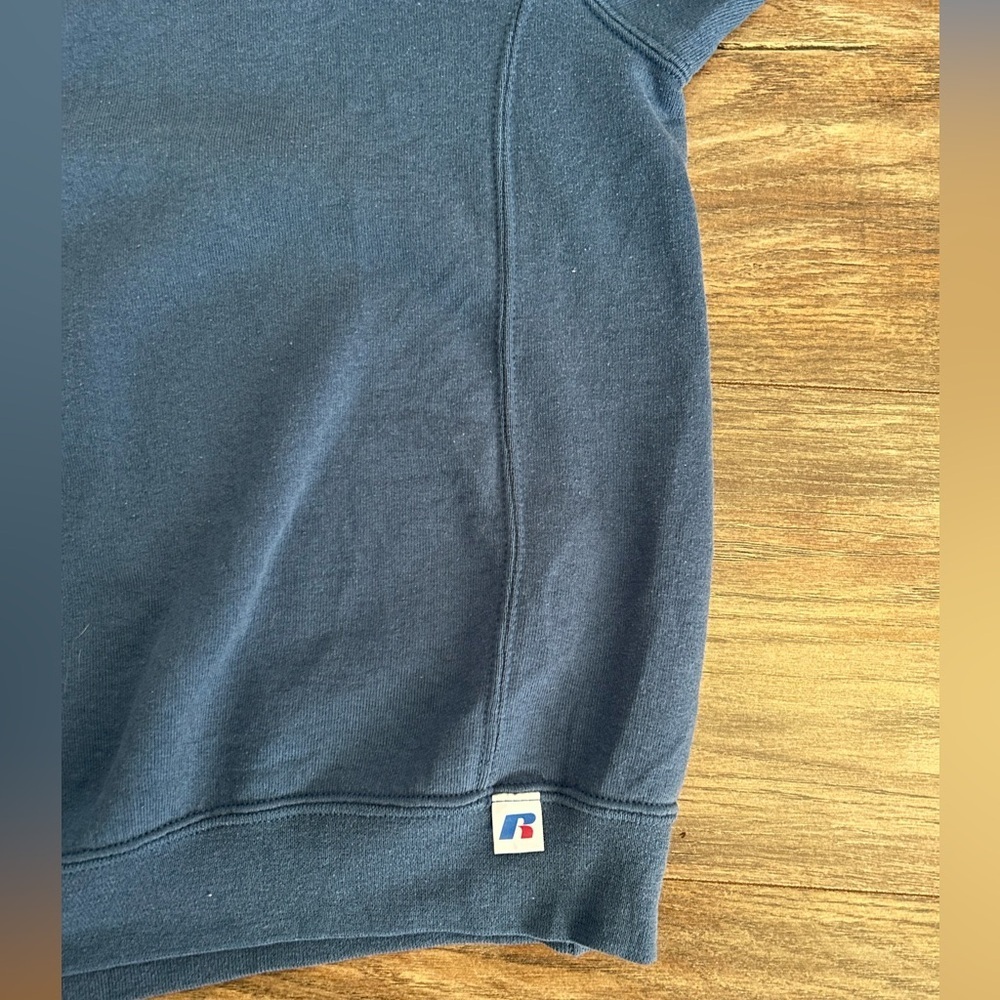 Russell Athletic Crewneck Sweatshirt Large - Picture 2 of 4